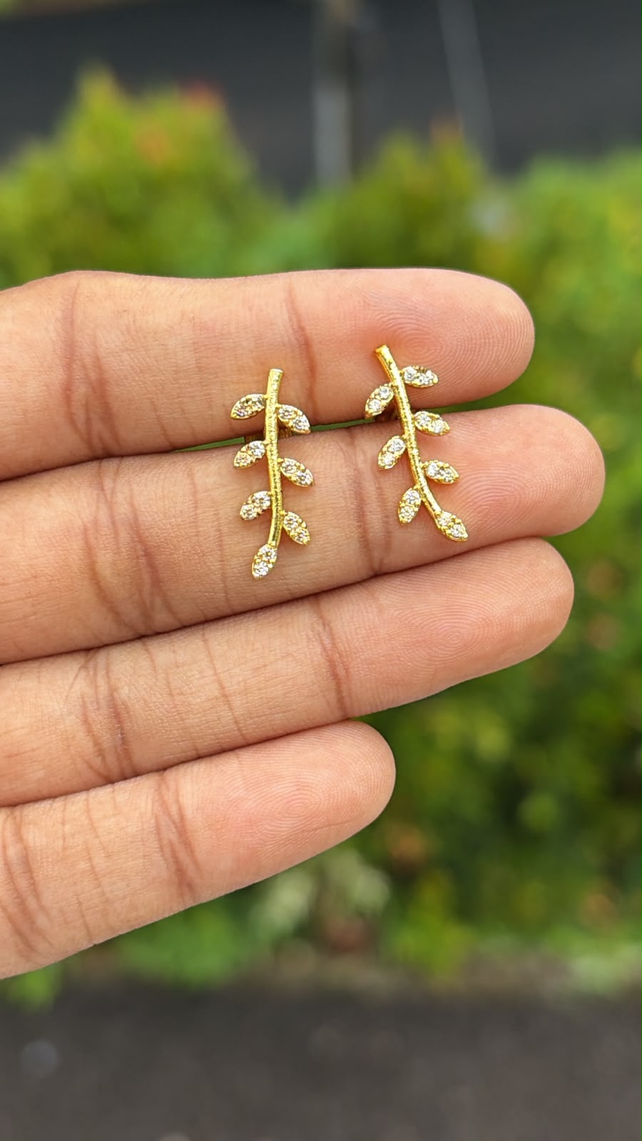 Leaf earrings
