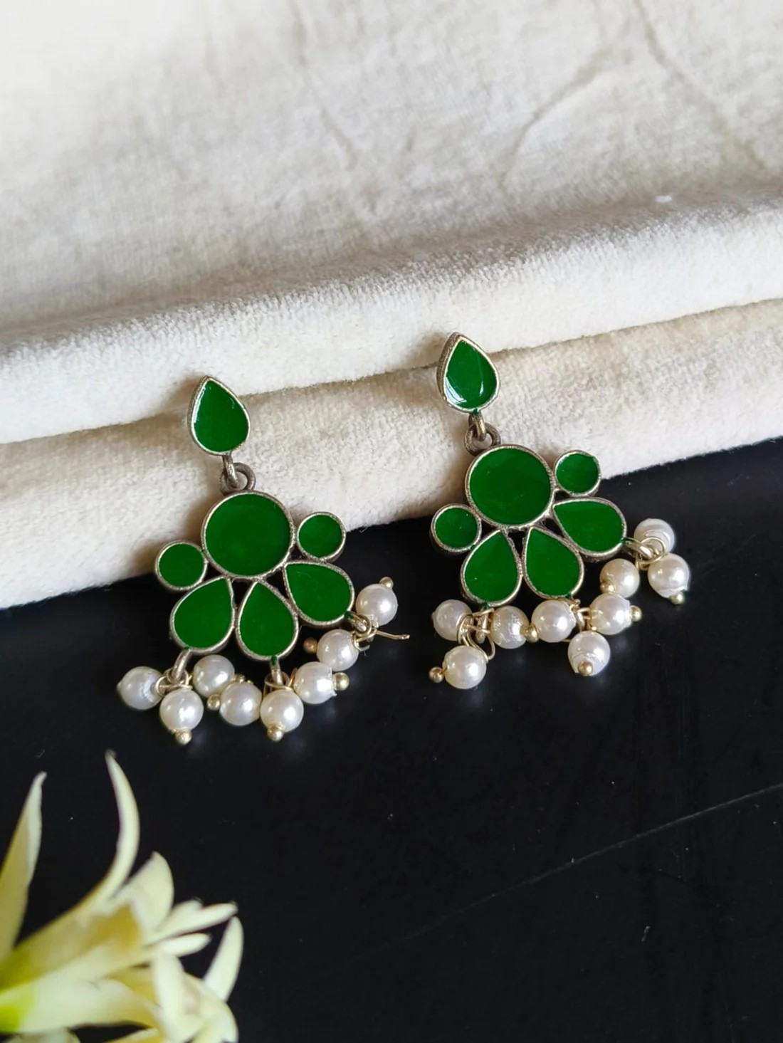 EMERALD Earings