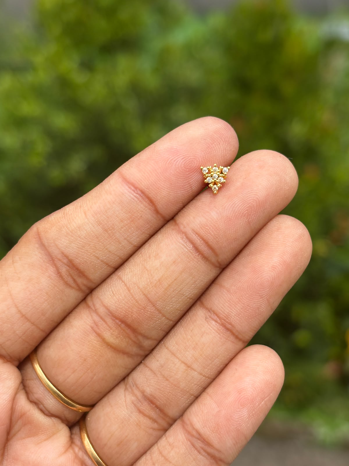 Secondstud/Nosepin
